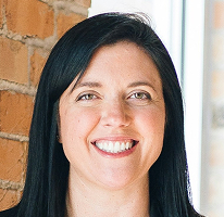 Sophie Hartwell, responsabile dell'assistenza clienti, ritratto del team di supporto